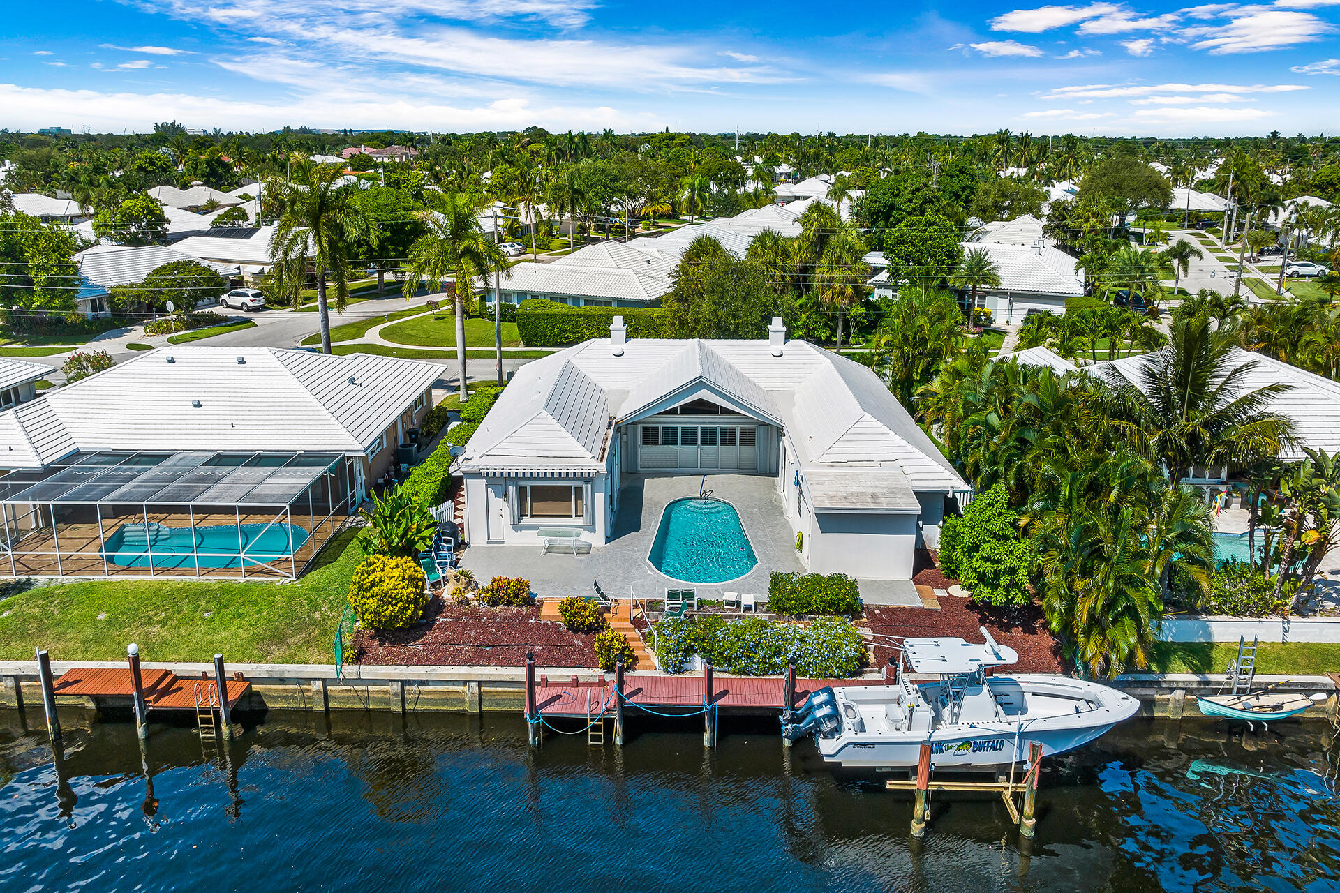 1320 Cypress Way Boca Raton, FL 33486 - Photo 5 of 45 Boater's dream