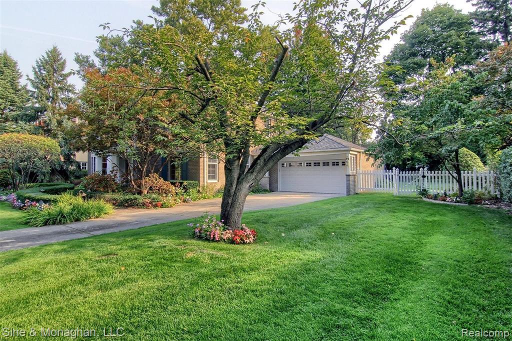 1020 Devonshire Road Grosse Pointe Park, MI 48230 - Photo 41 of 41