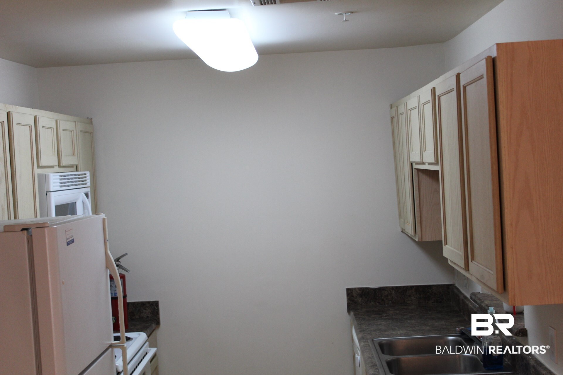 1517 Regency Road, Unit 41 Gulf Shores, AL 36542 - Photo 5 of 16 Kitchen