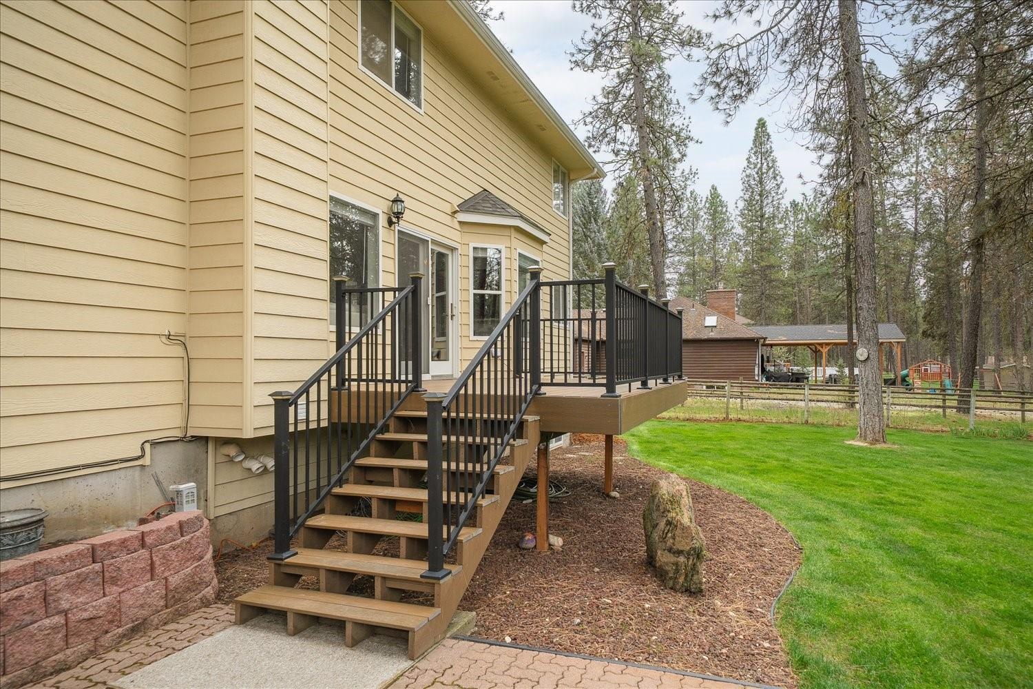 18011 North Saddle Hill Road Colbert, WA 99005 - Photo 32 of 49