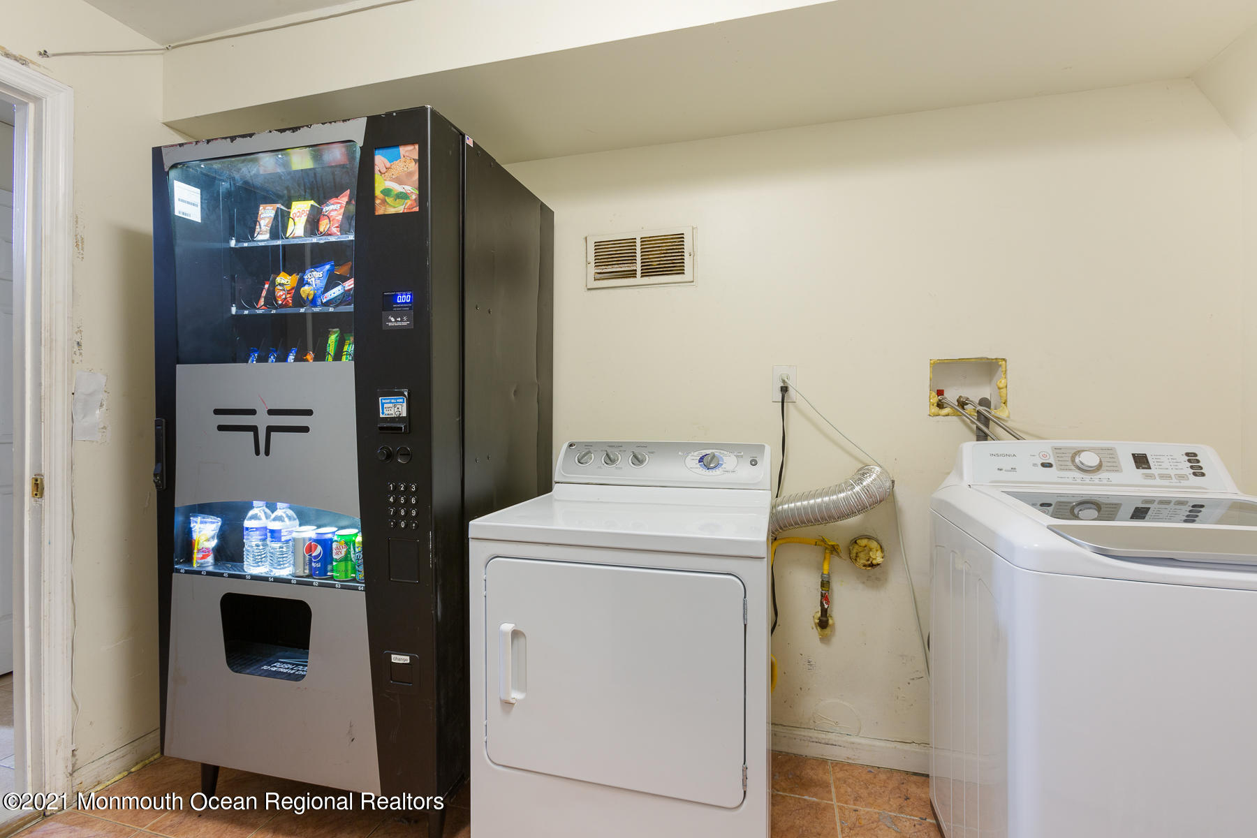 145 Norfolk Street Newark, NJ 07103 - Photo 19 of 19 145_NorfolkSt_LowRes-20