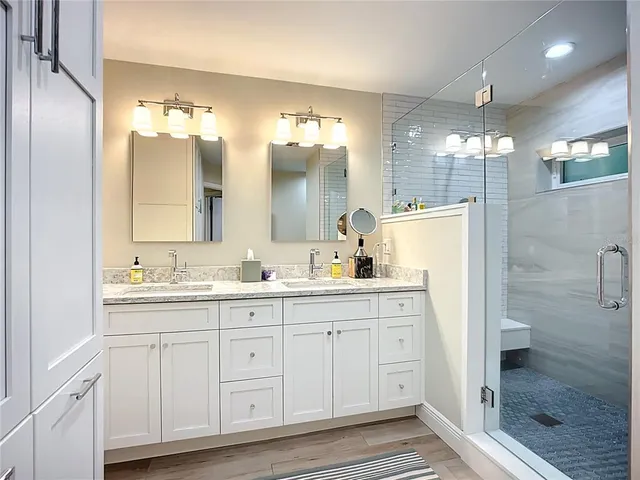 $2,485,000 | 620 North Point Drive, Holmes Beach, FL 34217