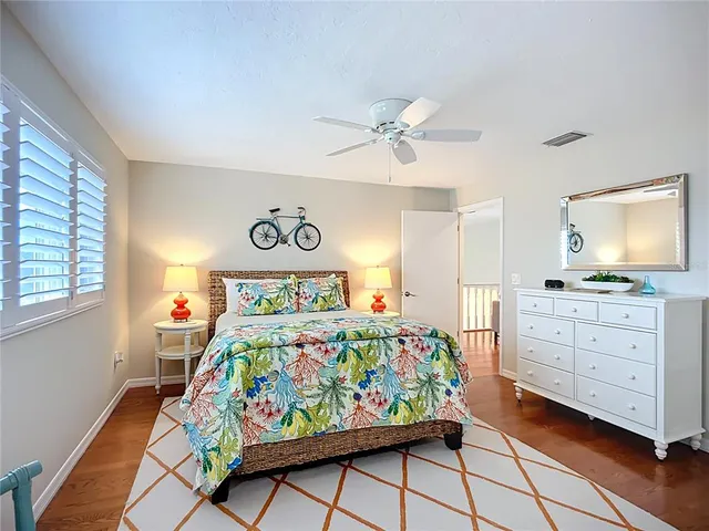 $2,485,000 | 620 North Point Drive, Holmes Beach, FL 34217