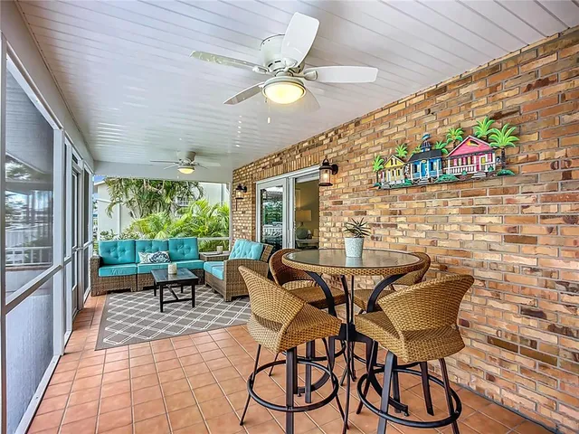 $2,485,000 | 620 North Point Drive, Holmes Beach, FL 34217