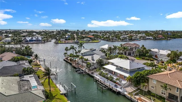 $2,485,000 | 620 North Point Drive, Holmes Beach, FL 34217