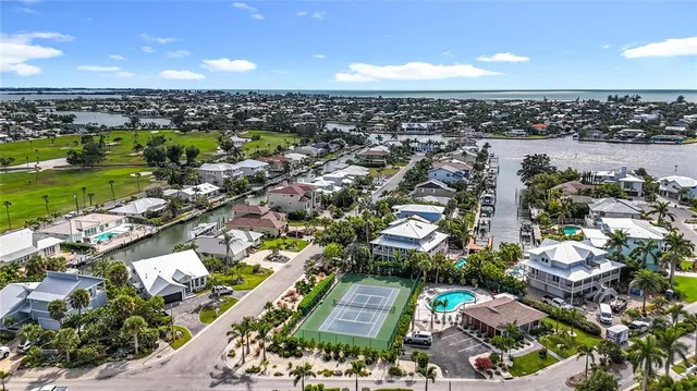 $2,485,000 | 620 North Point Drive, Holmes Beach, FL 34217