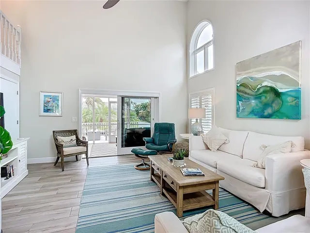 $2,485,000 | 620 North Point Drive, Holmes Beach, FL 34217