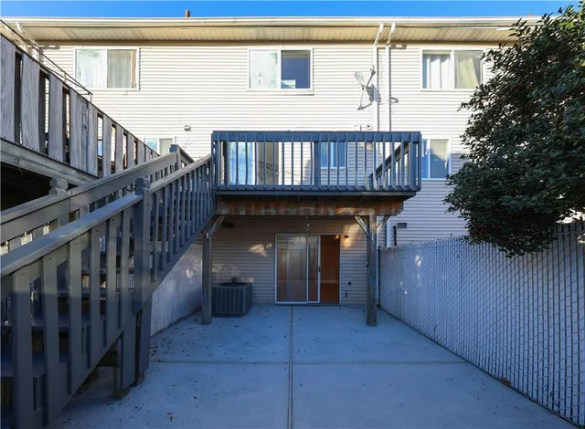 $699,900 | 22 Francine Lane | South New York