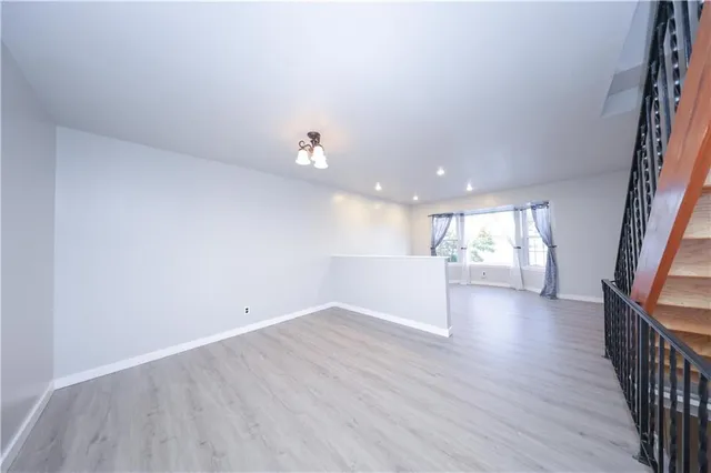 $699,900 | 22 Francine Lane | South New York