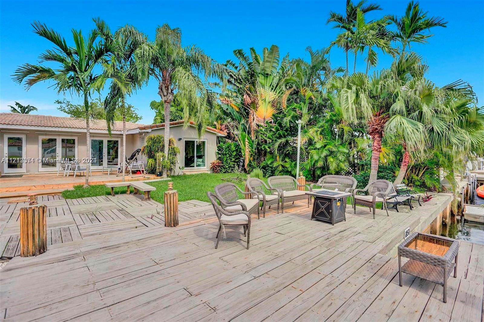 1850 Northeast 118th Road North Miami, FL 33181 - Photo 12 of 22