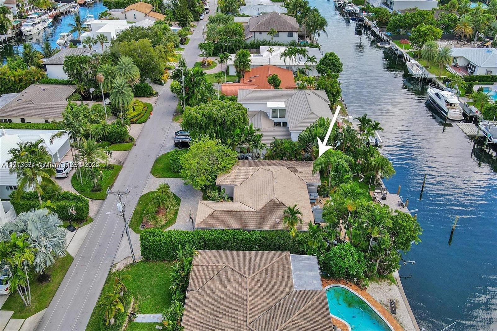 1850 Northeast 118th Road North Miami, FL 33181 - Photo 2 of 22