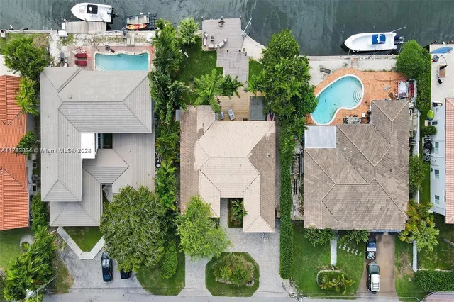 $12,000 | 1850 Northeast 118th Road, North Miami, FL 33181