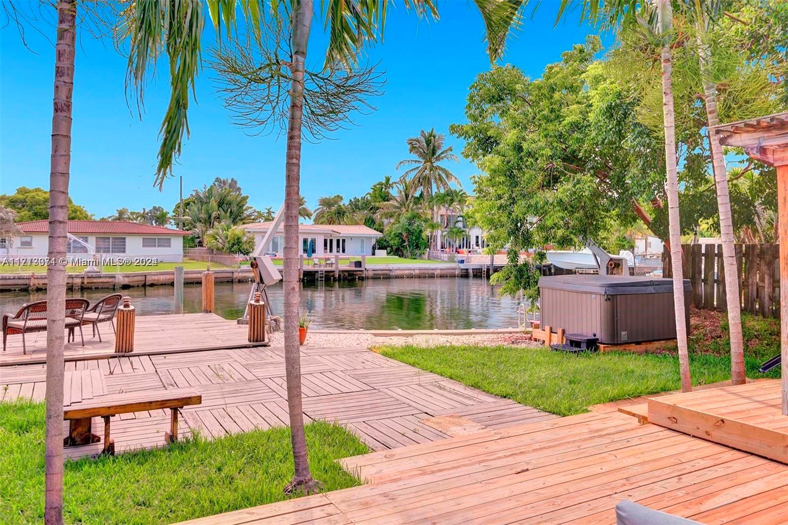 1850 Northeast 118th Road North Miami, FL 33181 - Photo 7 of 22