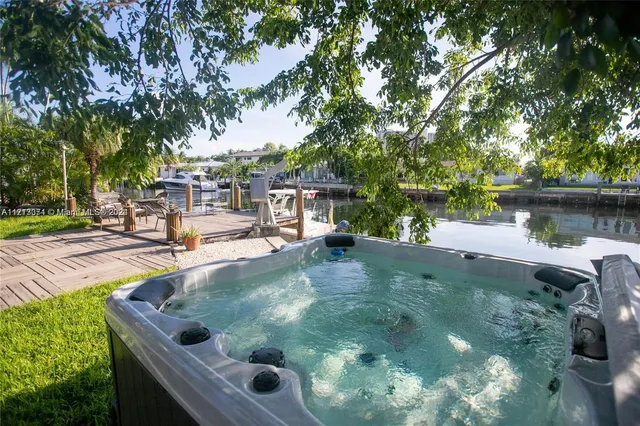 $12,000 | 1850 Northeast 118th Road, North Miami, FL 33181