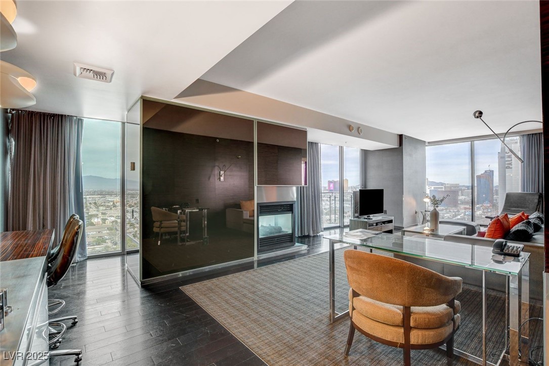 4381 West Flamingo Road, Unit 2202 Las Vegas, NV 89103 - Photo 1 of 40
