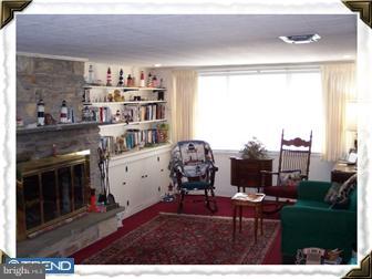715 Jane Road Rydal, PA 19046 - Photo 8 of 12 Family Room