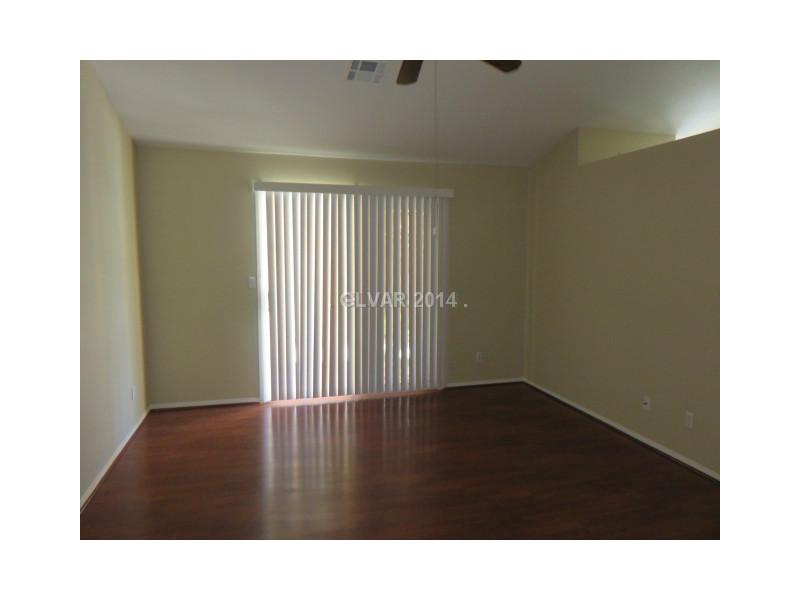 405 Donner Pass Drive Henderson, NV 89014 - Photo 11 of 19 Property Photo. MASTER BEDROOM