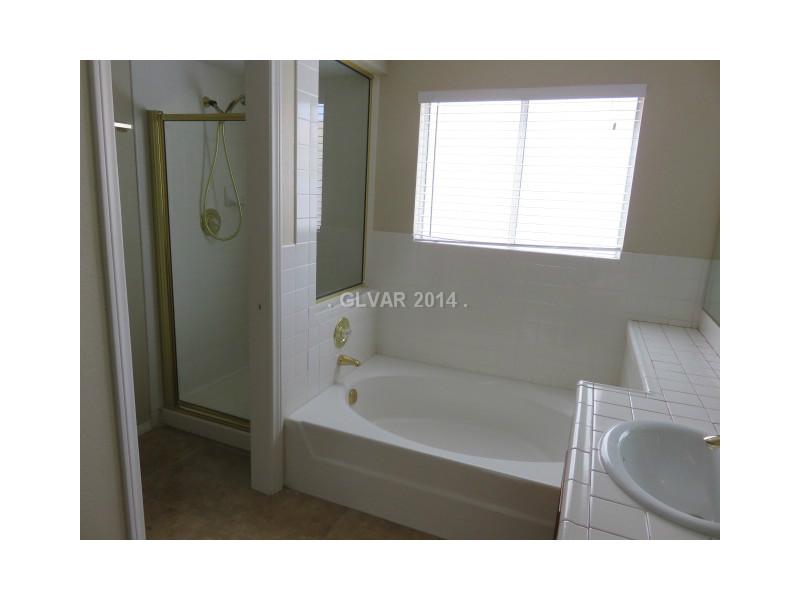 405 Donner Pass Drive Henderson, NV 89014 - Photo 13 of 19 Property Photo. MASTER BATHROOM