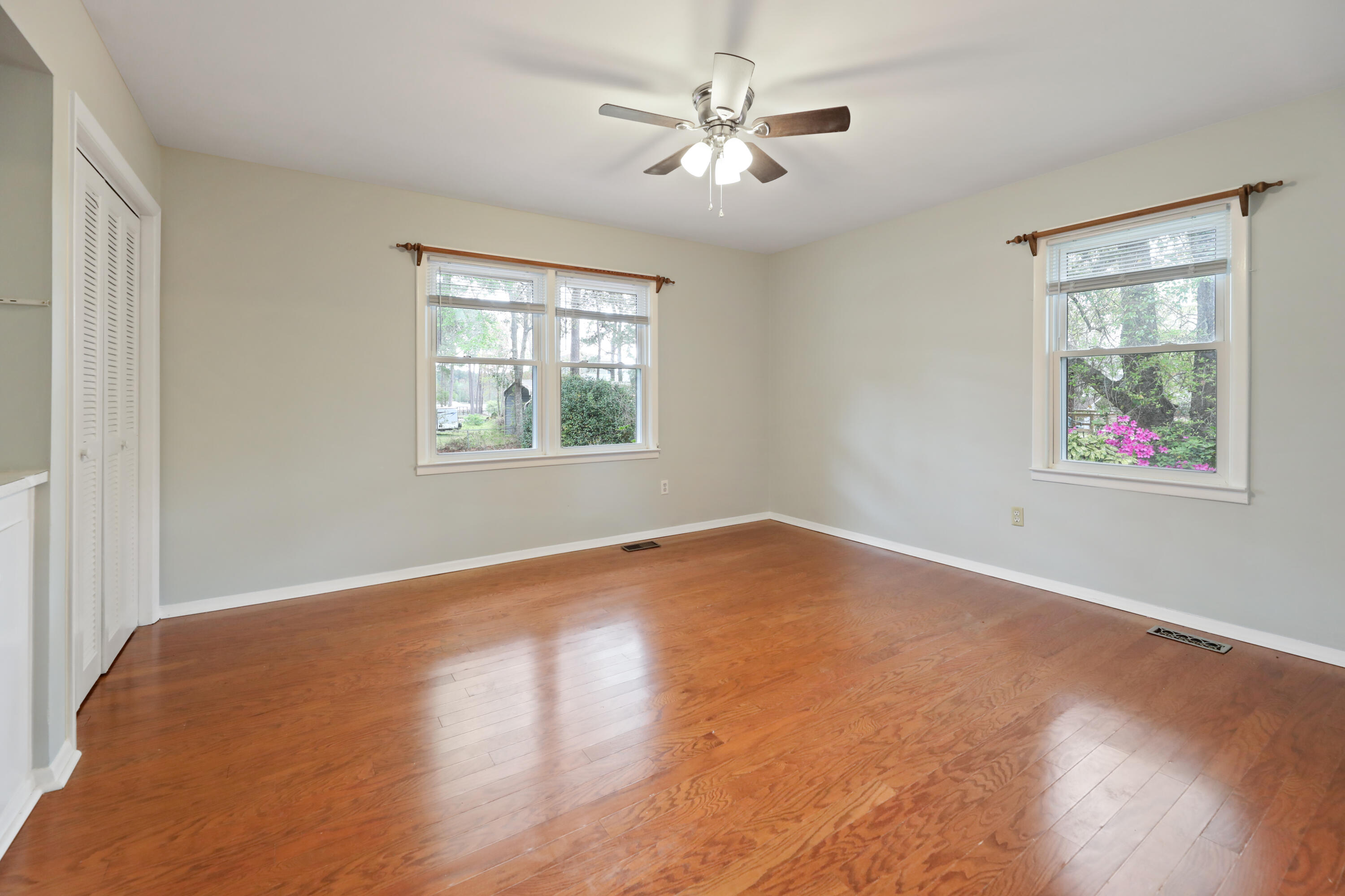 1636 Pinopolis Road Moncks Corner, SC 29461 - Photo 12 of 34 11