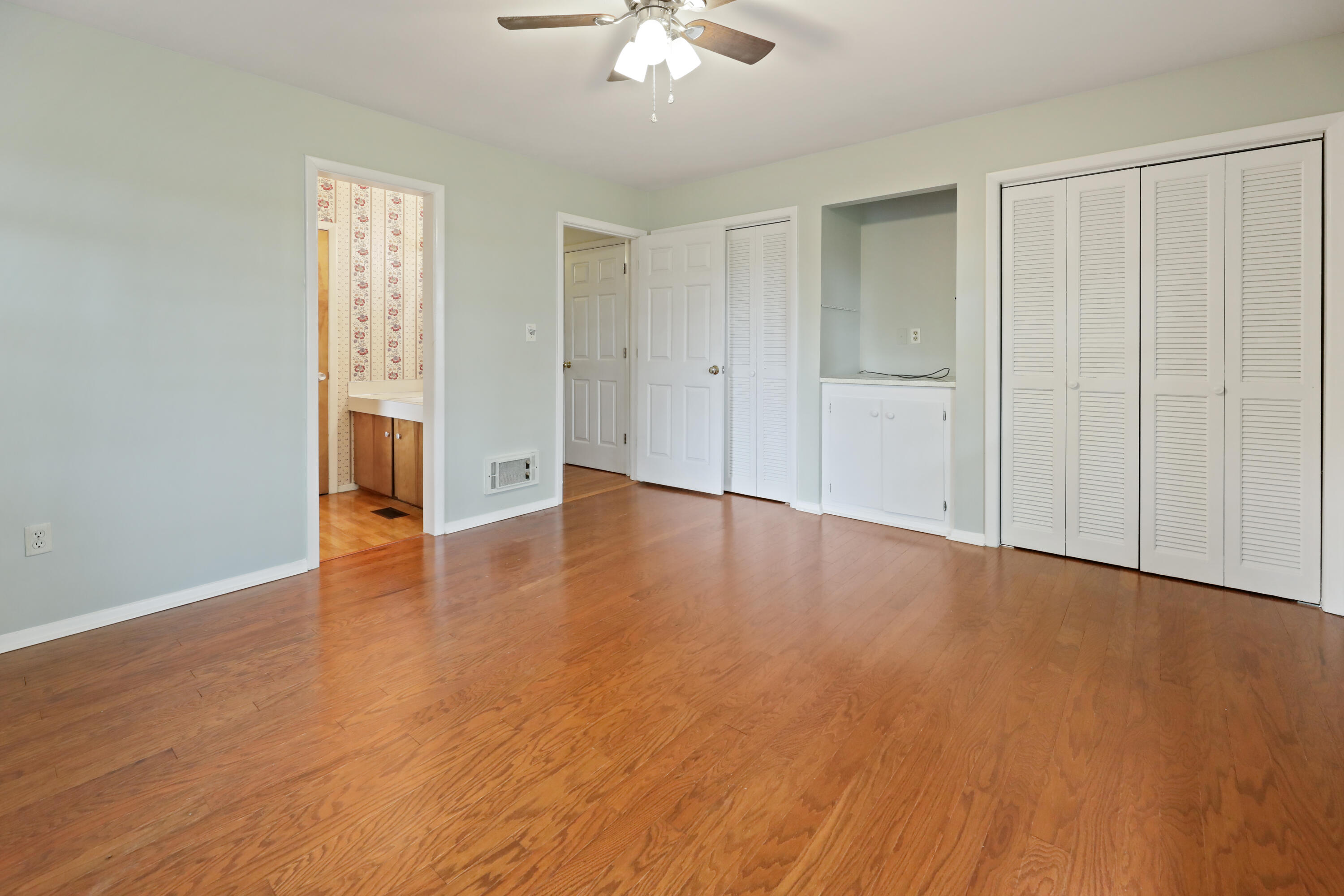 1636 Pinopolis Road Moncks Corner, SC 29461 - Photo 14 of 34 13