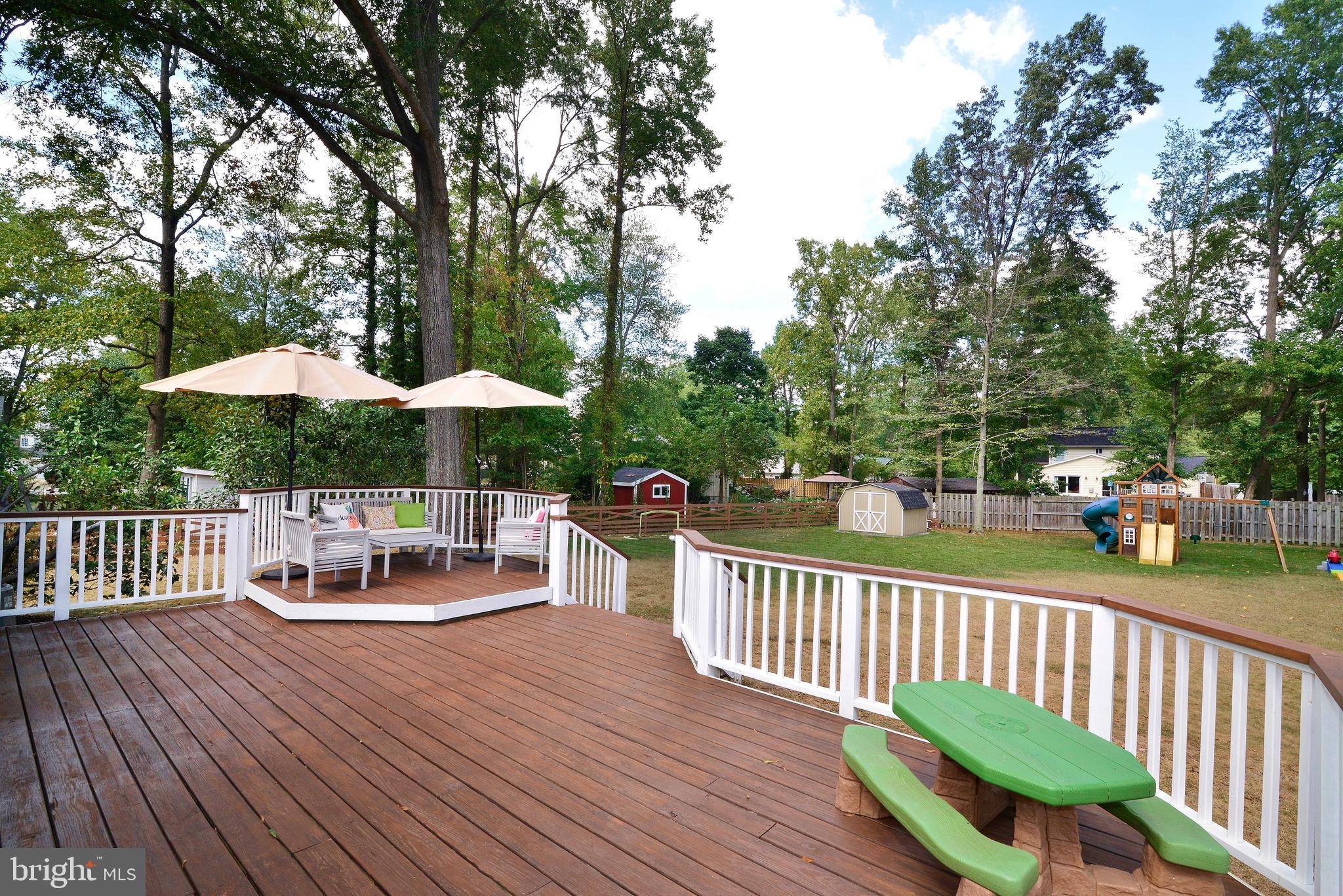 4606 Old Mill Road Alexandria, VA 22309 - Photo 22 of 32 Deck