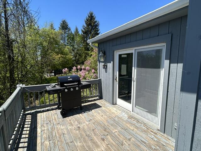 4323 Broadview Lane Lupton, MI 48635 - Photo 20 of 43 deck