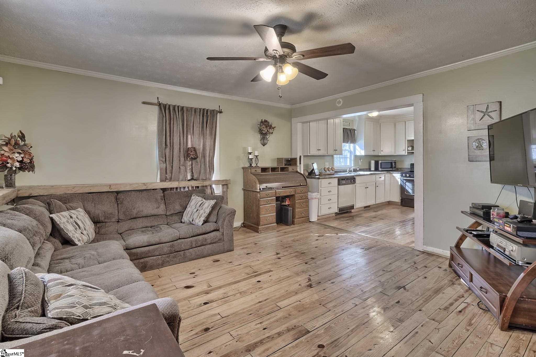 3 Spring Street Piedmont, SC 29673 - Photo 3 of 28 Gallery Image 3