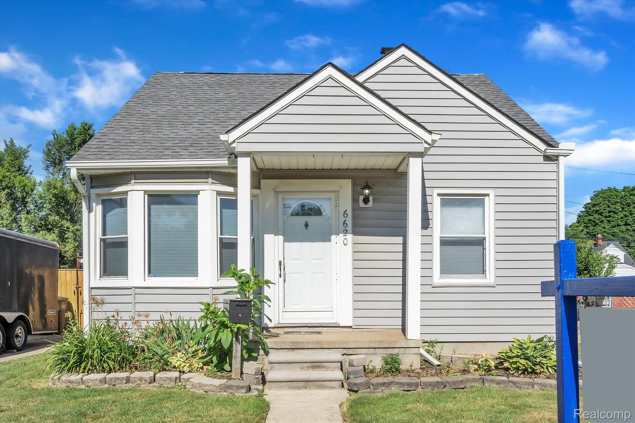 6620 Pelham Road Taylor, MI 48180 - Photo 5 of 33 Gallery Image 5
