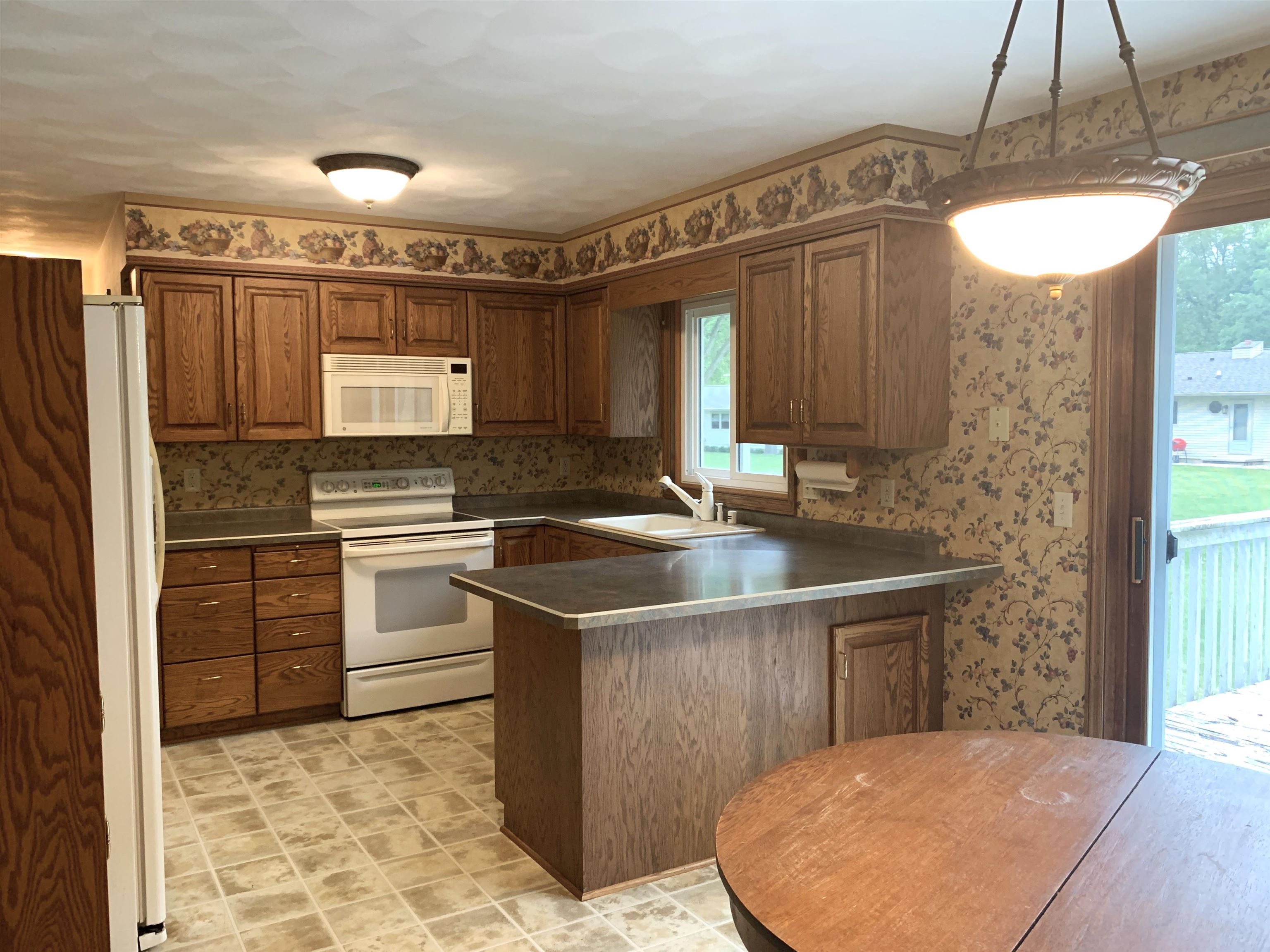 210 Avalon Road Columbus, WI 53925 - Photo 30 of 69