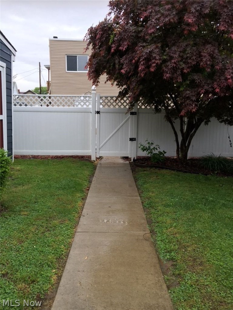 65 15th Street Wellsburg, WV 26070 - Photo 32 of 35