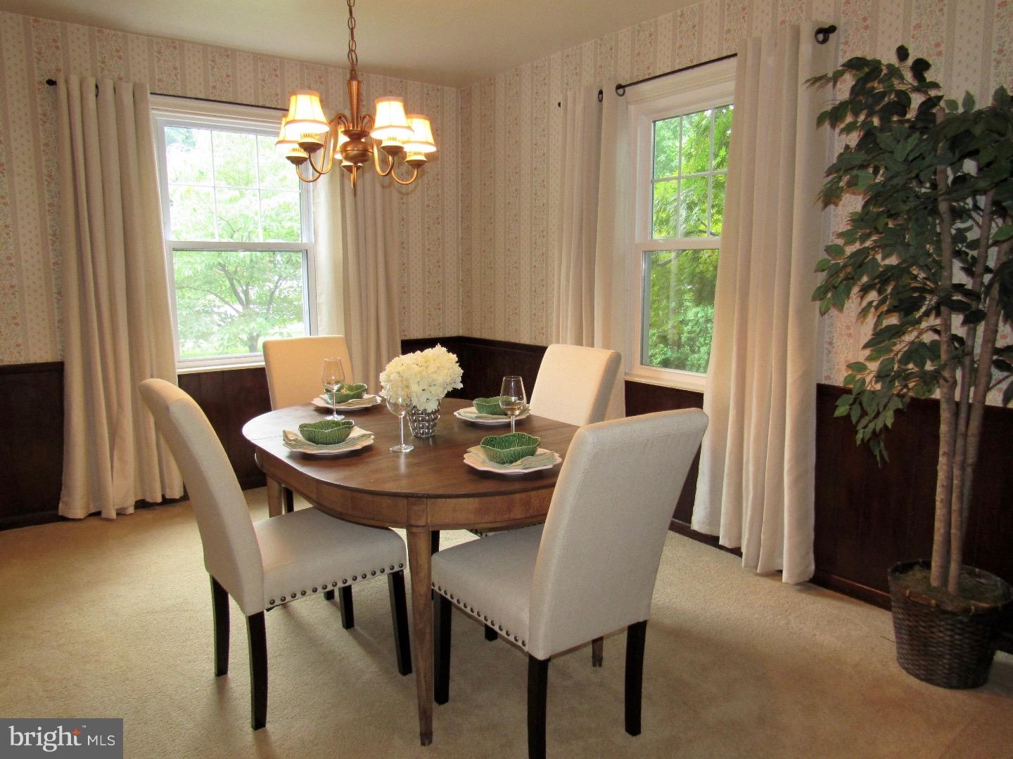 112 Yale Square Swarthmore, PA 19081 - Photo 3 of 21 Dining Room