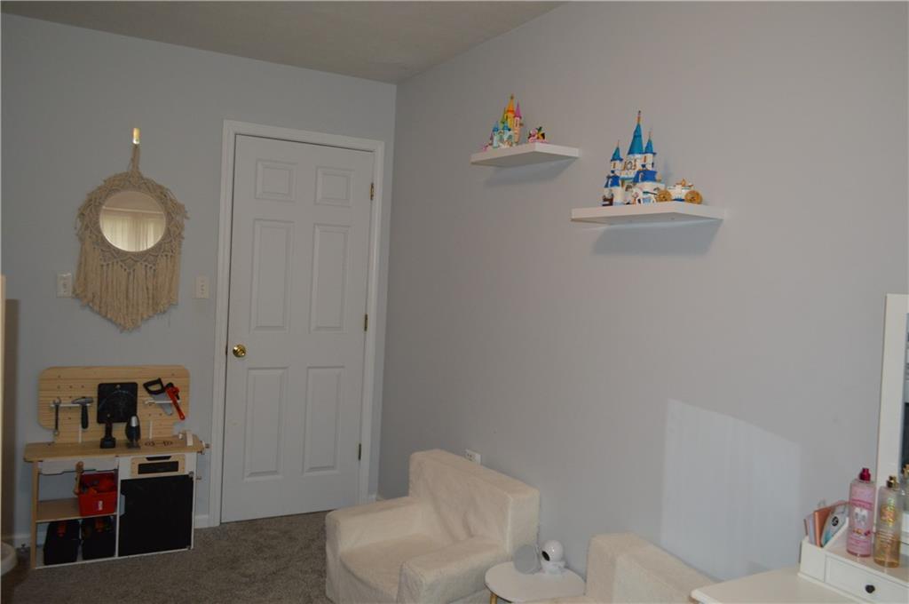 106 Meadowview Drive Renfrew, PA 16053 - Photo 15 of 17 a bathroom with a sink vanity and toilet