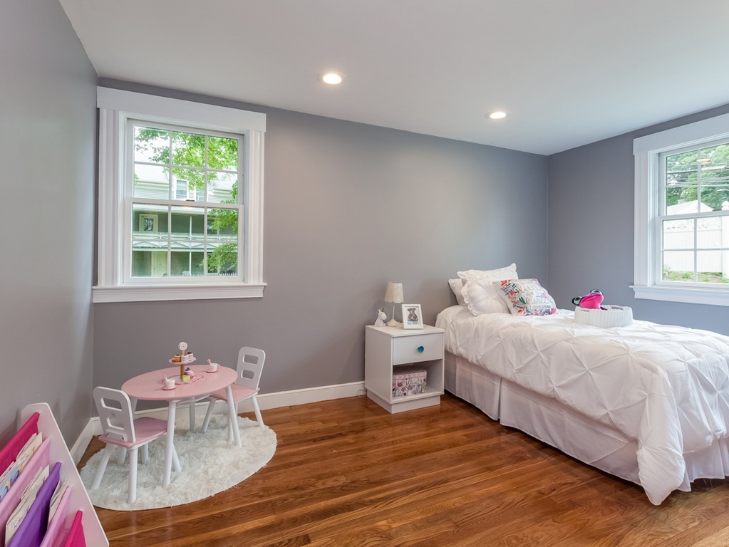 9 Hagar Road Newton, MA 02462 - Photo 11 of 22