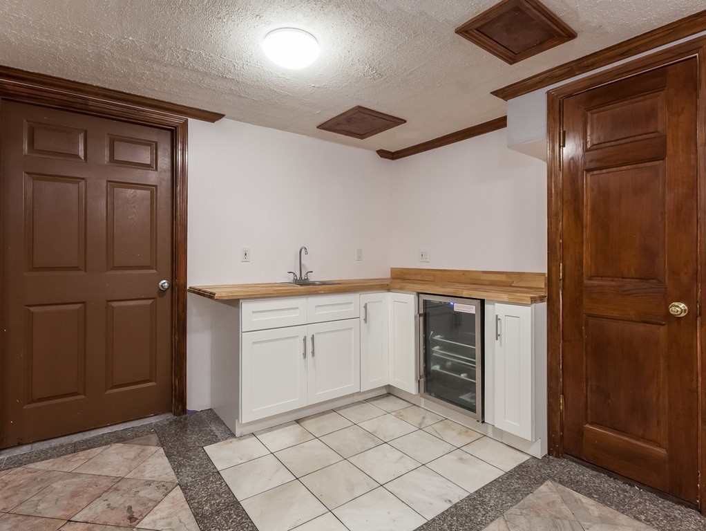9 Hagar Road Newton, MA 02462 - Photo 14 of 22