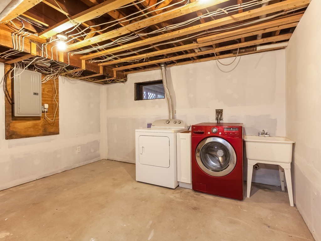 9 Hagar Road Newton, MA 02462 - Photo 17 of 22