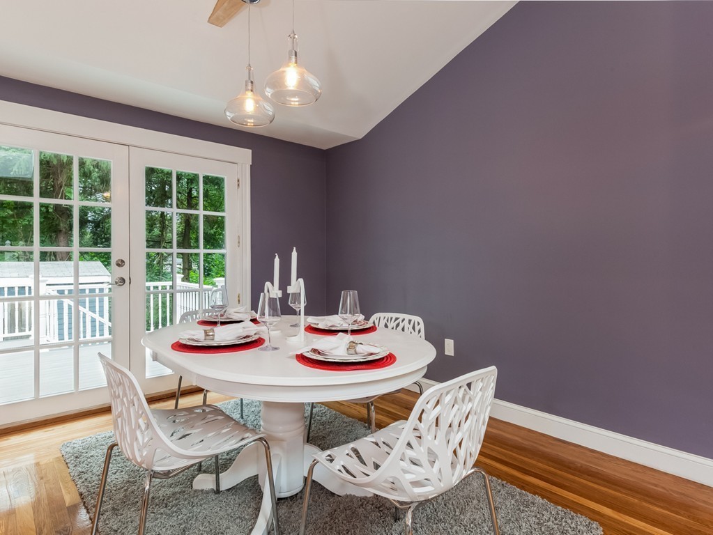 9 Hagar Road Newton, MA 02462 - Photo 5 of 22