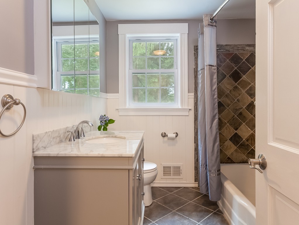9 Hagar Road Newton, MA 02462 - Photo 9 of 22