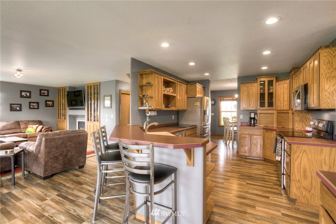 17014 Sheldon Lane Southwest Rochester, WA 98579 - Photo 8 of 20