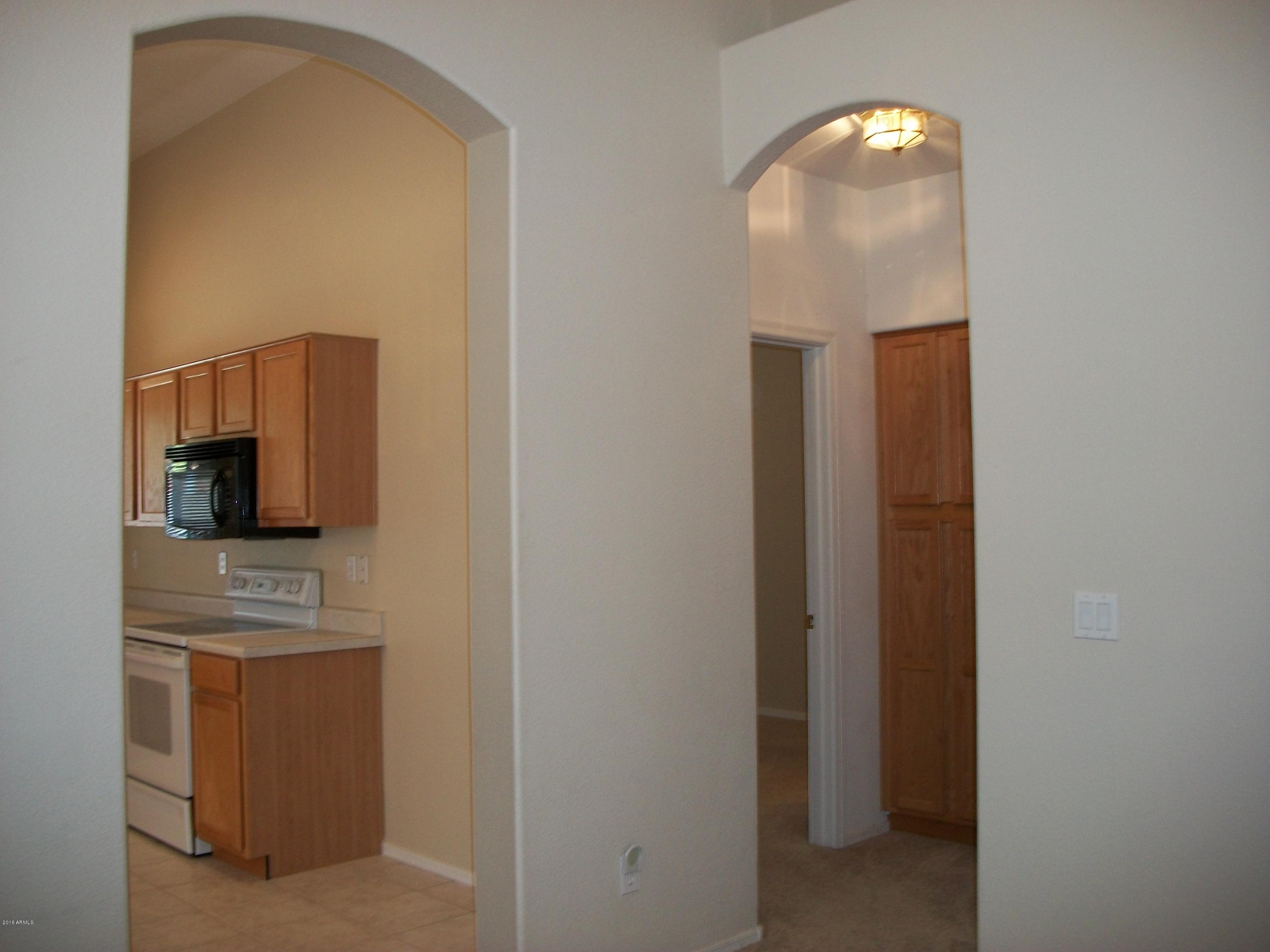 594 West Colt Road Chandler, AZ 85225 - Photo 7 of 15 594 W Colt Rd 010