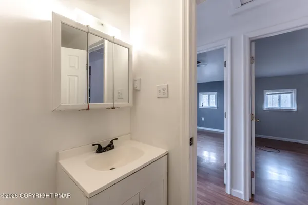 $275,000 | 484 Mallard Lane, Bushkill, PA 18324
