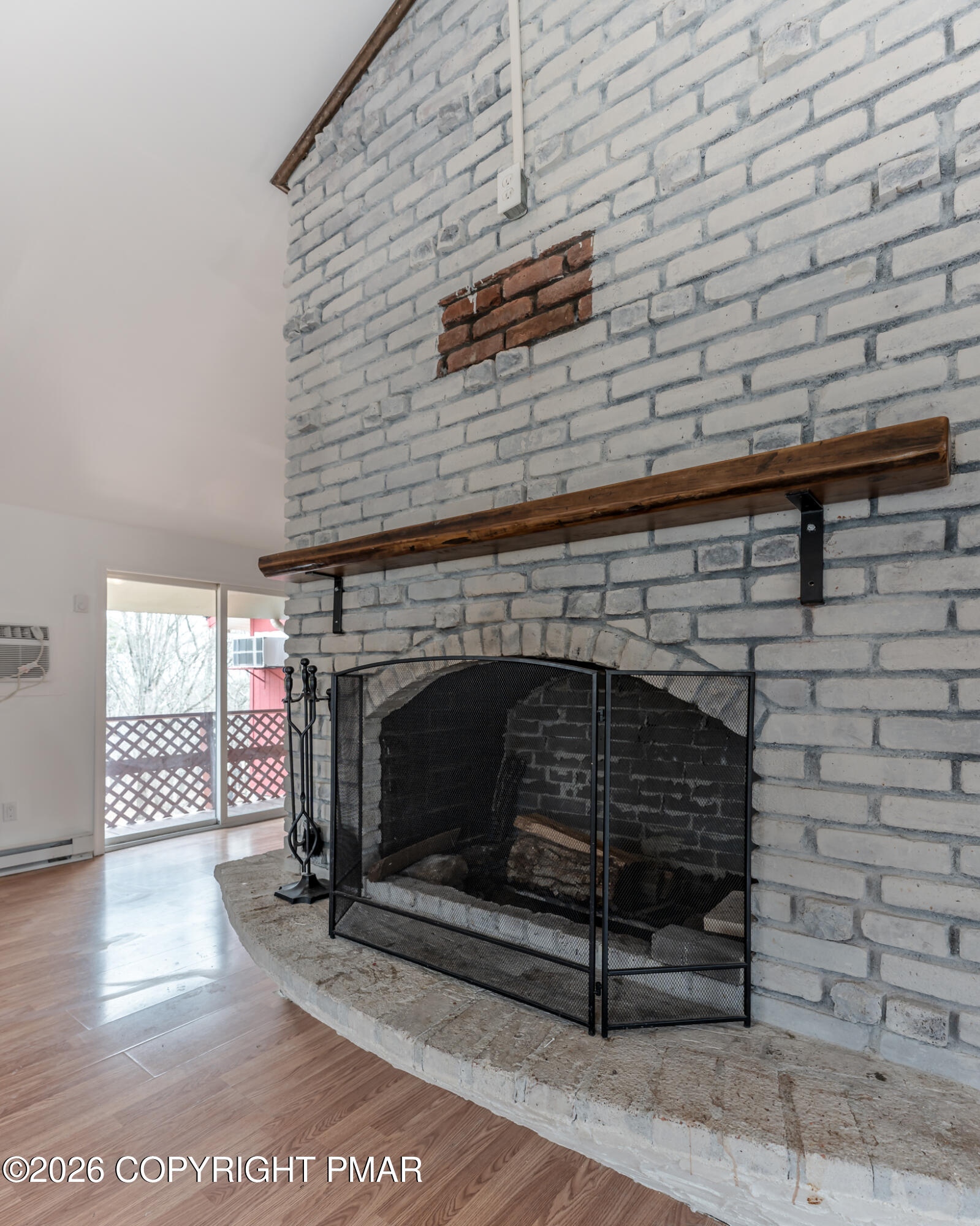 484 Mallard Lane Bushkill, PA 18324 - Photo 4 of 60 484-Mallard-116