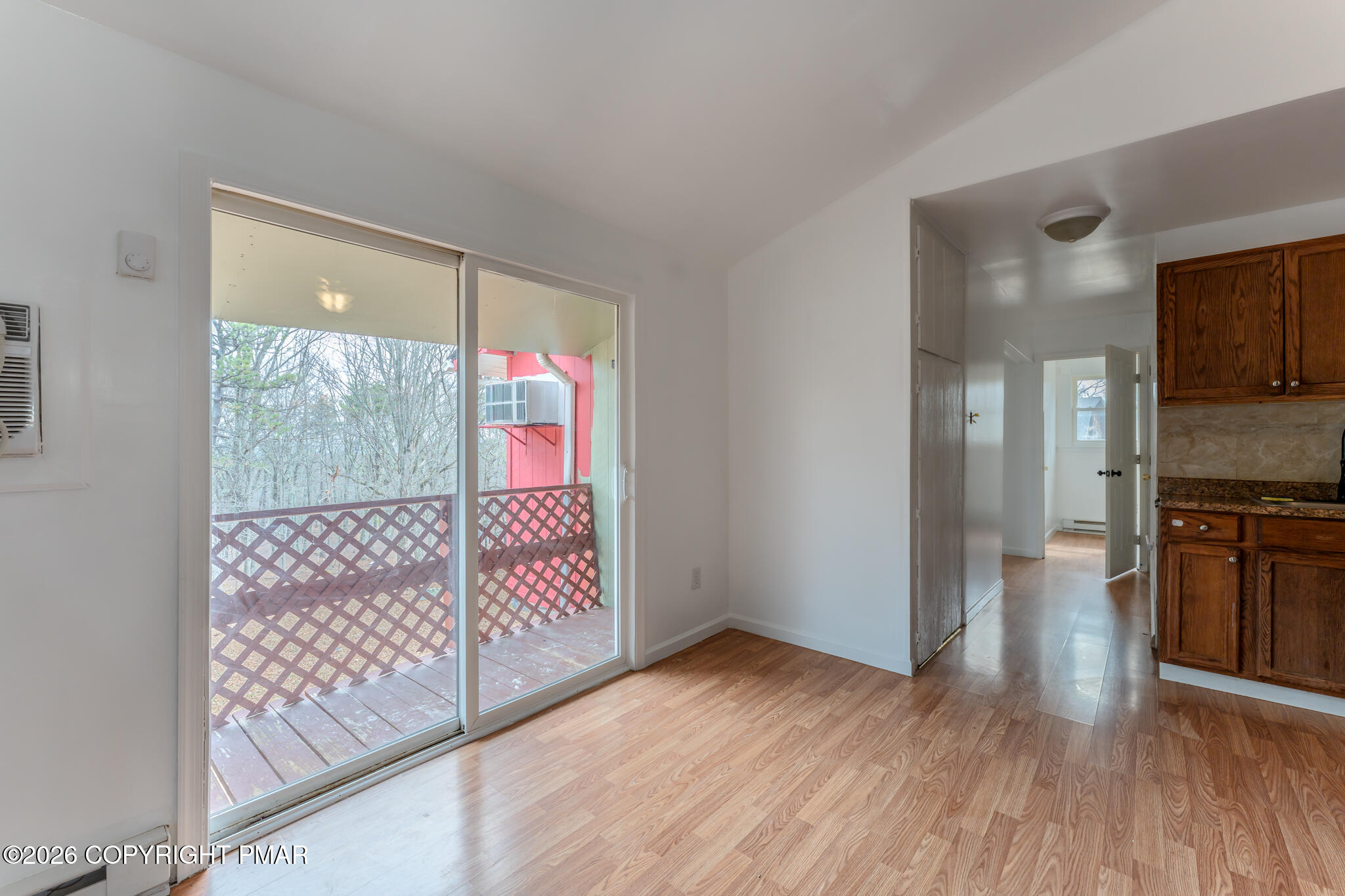 484 Mallard Lane Bushkill, PA 18324 - Photo 10 of 60 484-Mallard-118