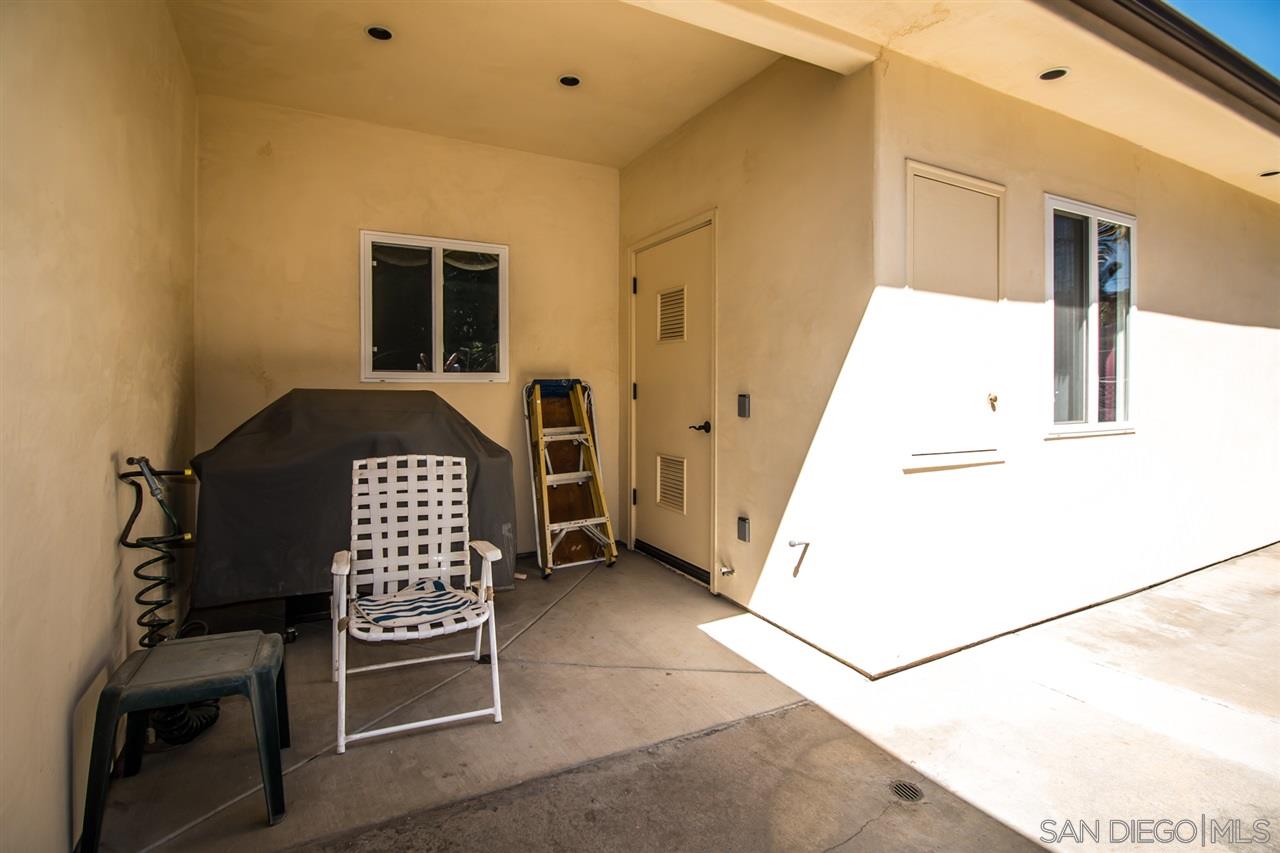 1211 Caren Road Vista, CA 92083 - Photo 22 of 23