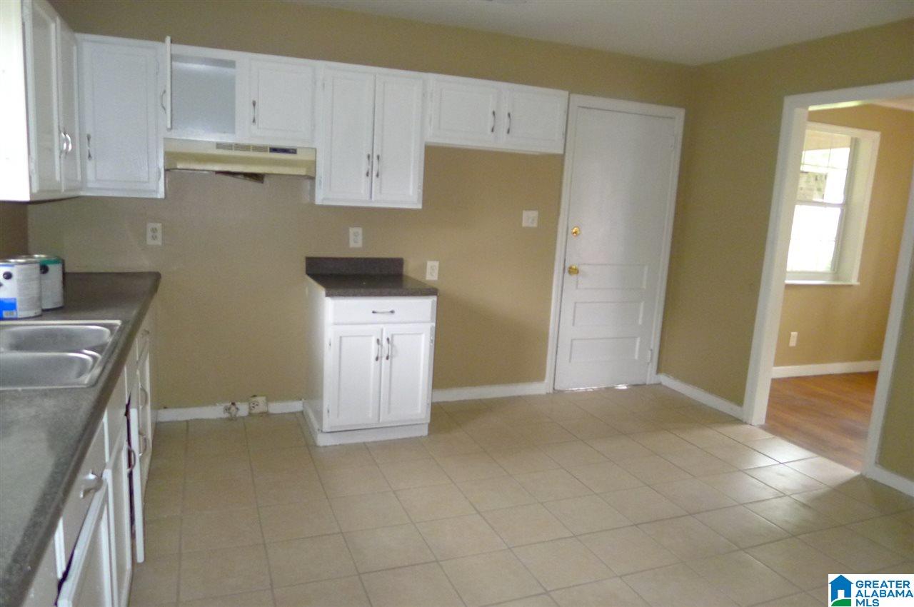 301 27th Street Southwest Birmingham, AL 35211 - Photo 17 of 21