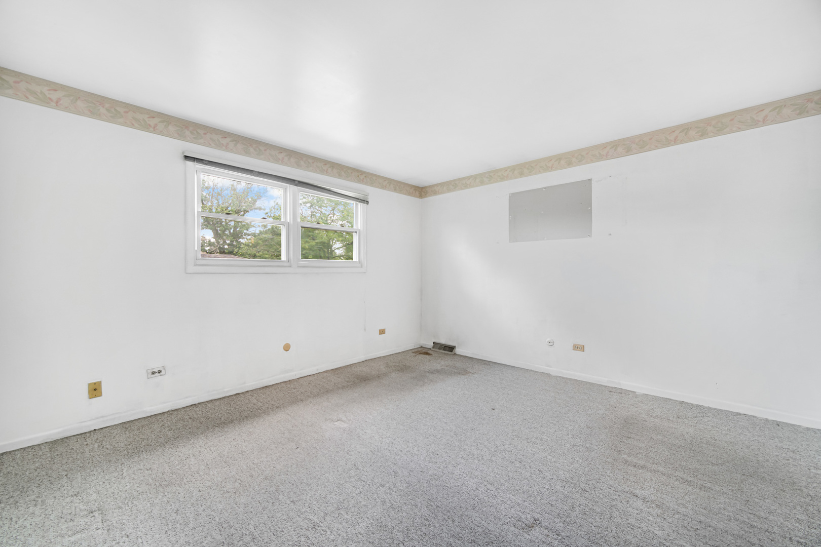 642 Willow Road Matteson, IL 60443 - Photo 5 of 21