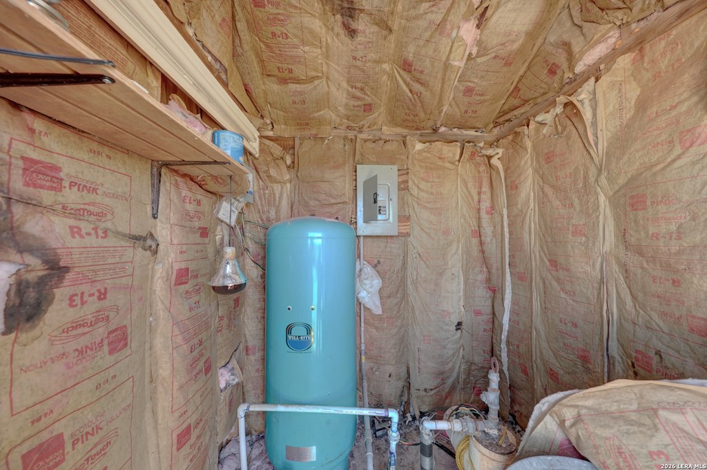 1443 Gina Road Harper, TX 78631 - Photo 15 of 38