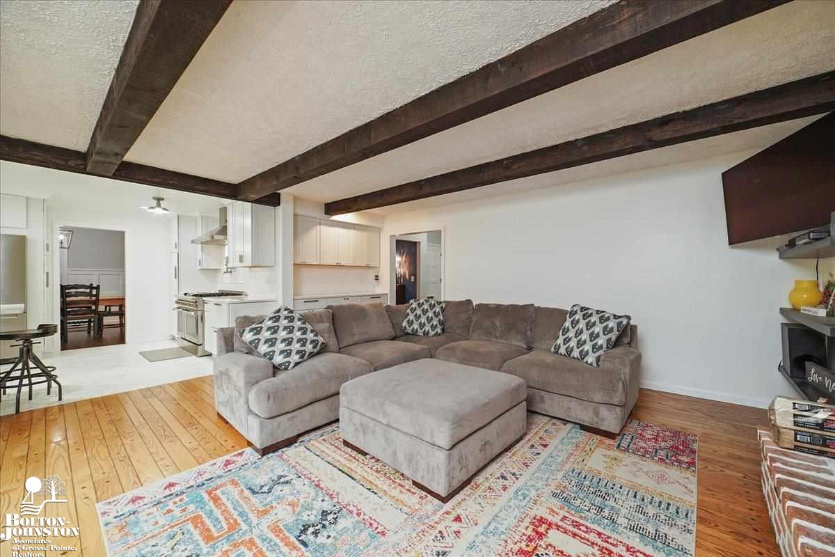76 Moross Road Grosse Pointe Farms, MI 48236 - Photo 13 of 31