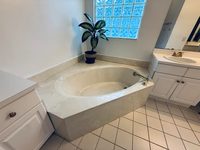 $3,900 | 7759 Great Glen Circle, Delray Beach, FL 33446