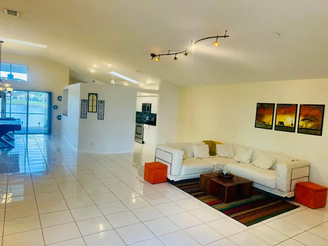 $3,900 | 7759 Great Glen Circle, Delray Beach, FL 33446