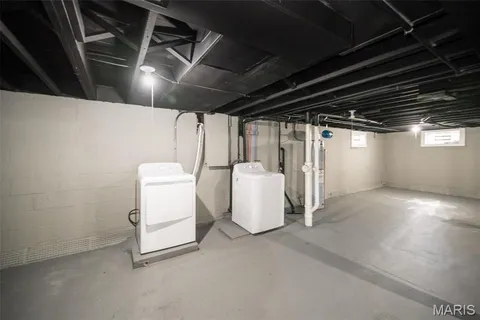 $165,000 | 6758 Kenwood Drive, St. Louis, MO 63121